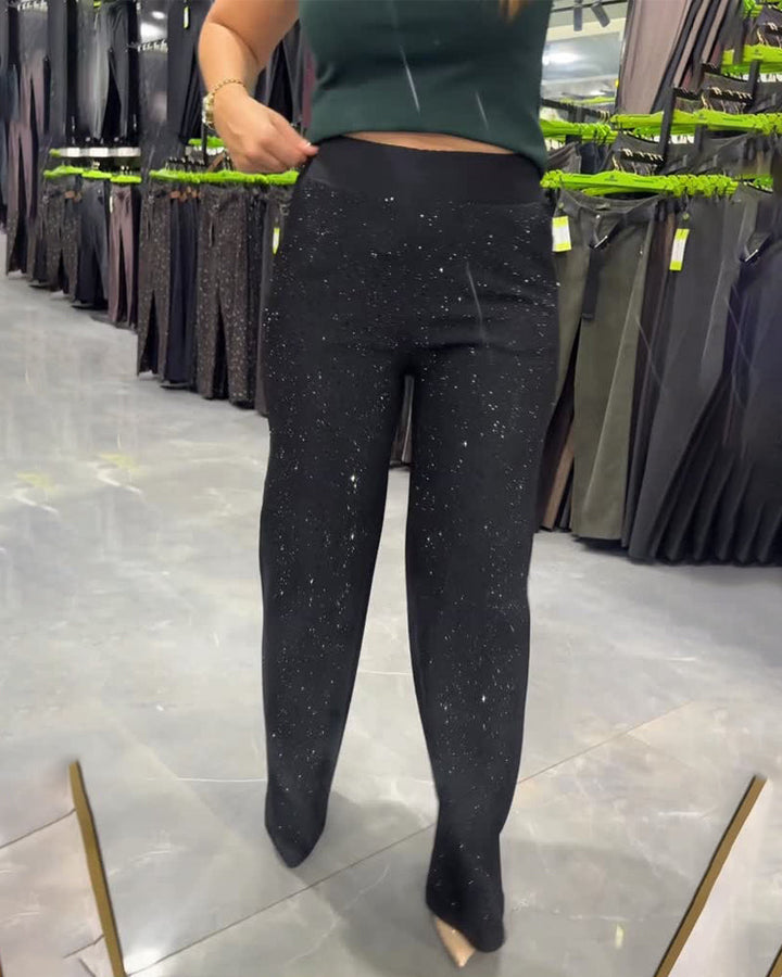 Široké trendy a pohodlné kalhoty