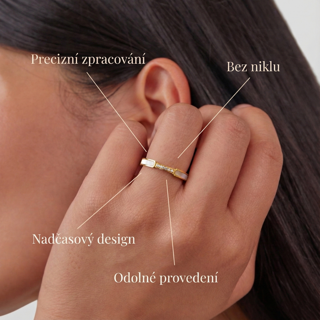Lara úzký zlatý prsten s jemným leskem