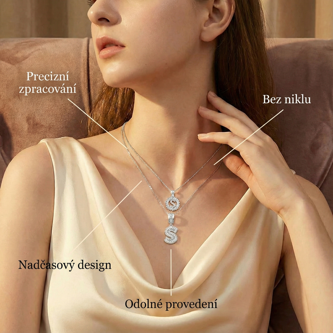 Sada moissanitových náhrdelníků s iniciálou